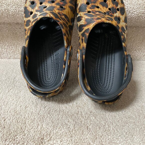 CROCS Leopard Print Sandals - Picture 4 of 6